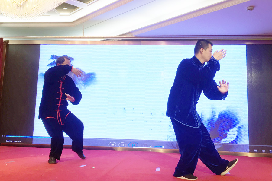 贏戰(zhàn)豬年、共創(chuàng)輝煌--山美股份隆重舉行2018年度表彰大會(huì)暨2019迎新年會(huì)