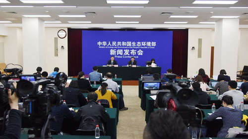 全國(guó)砂石開(kāi)采、加工、運(yùn)輸?shù)日涡袆?dòng)來(lái)襲！—— 今天起，生態(tài)環(huán)境部組織2.2萬(wàn)人次開(kāi)展新一輪強(qiáng)化監(jiān)督！