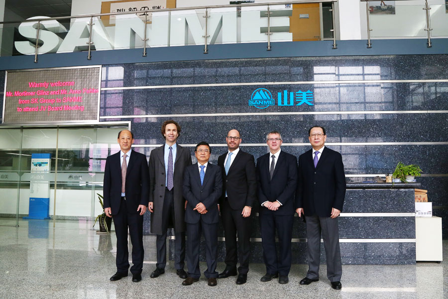 楊安民從業(yè)卅五周年系列報道--“三十五年磨一劍，山更美，業(yè)更精”專訪