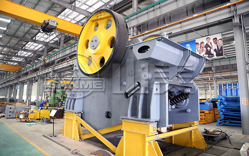 顎式破碎機(jī)怎么樣？顎式破碎機(jī)的性能特點(diǎn)