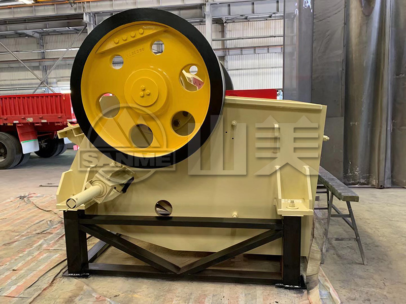 顎式破碎機(jī)都有哪些優(yōu)勢(shì)？顎式破碎機(jī)多少錢？