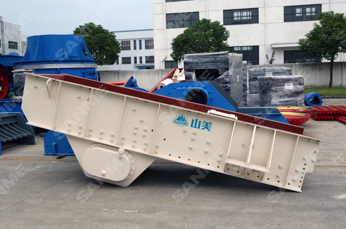 振動給料機在破碎制砂生產線中的核心角色 振動給料機在破碎制砂生產線中的核心角色